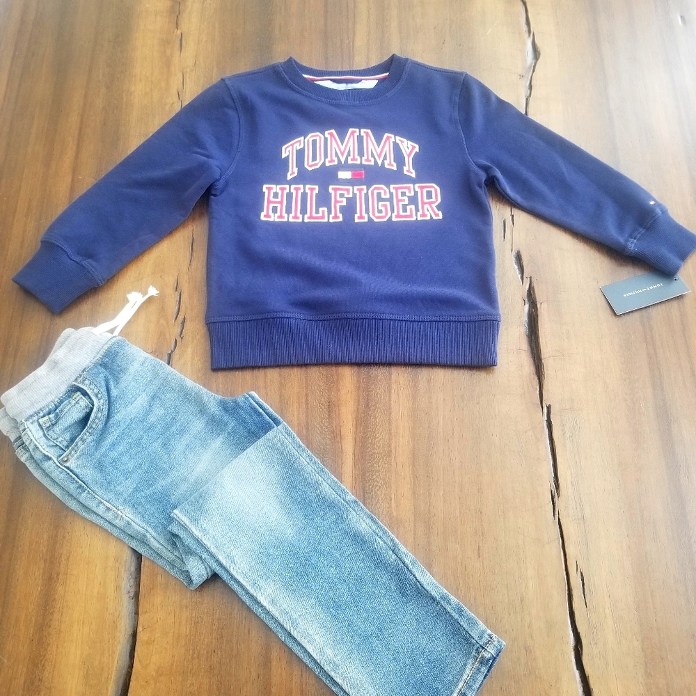BOYS TOMMY HILFIGER SWEATER